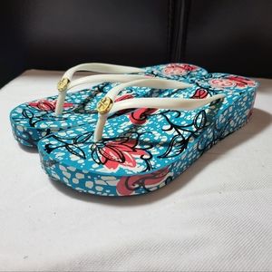 Tory Burch Thandie Wedge flip flops women's 6 new ivory batik floral sandals